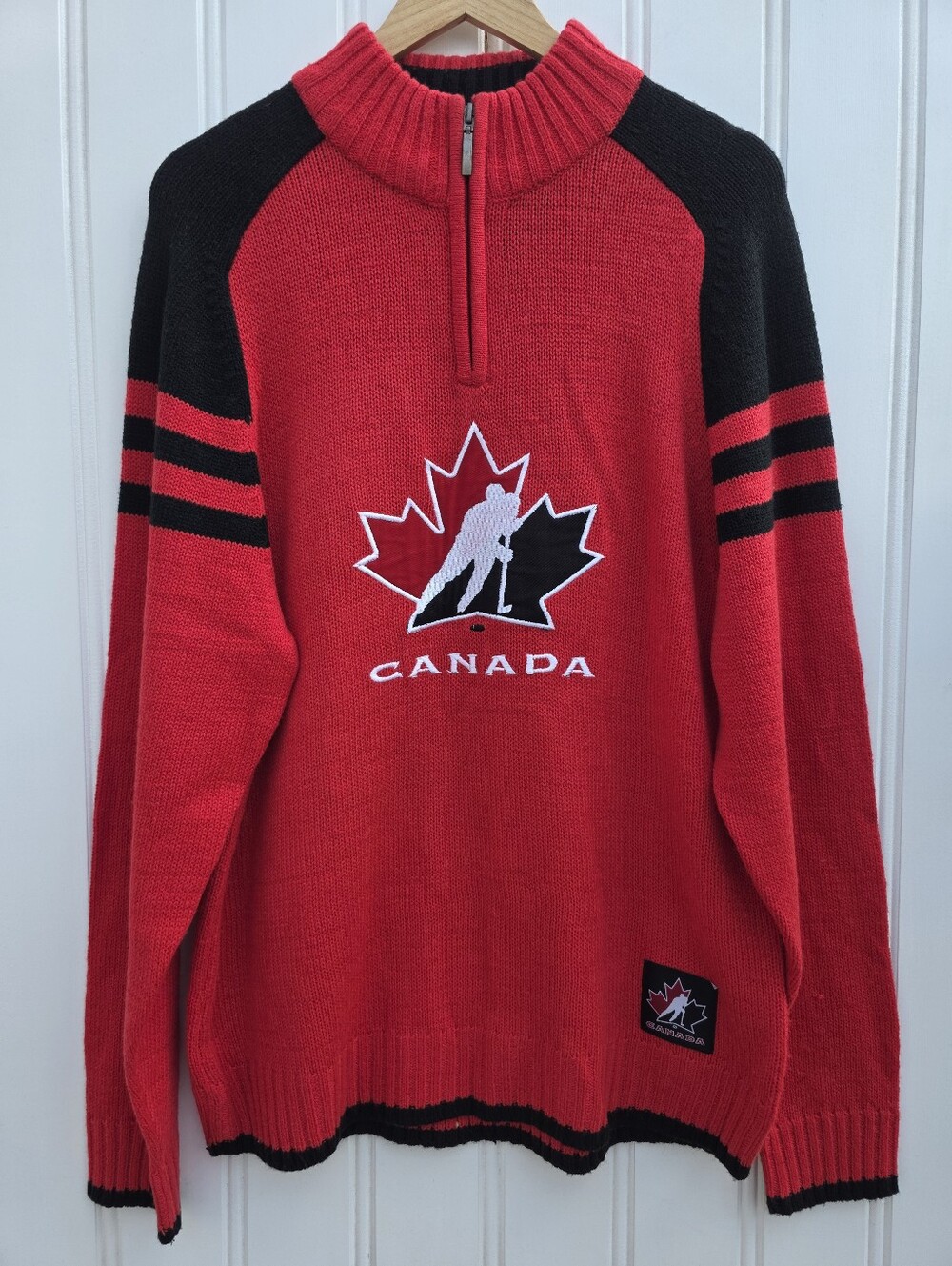 Vintage SOGO Sports Team Canada 1/4 Zip Hockey Knit Sweater Medium
